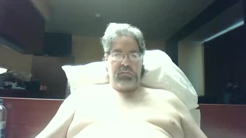 Snapshot of dragonbimale chatting on December 2024 04:29:02 PM DragonBiMale online show from December 2024 04:29:02 PM