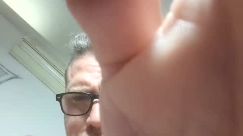 dragonred221 online show from October 2025 03:26:02 AM