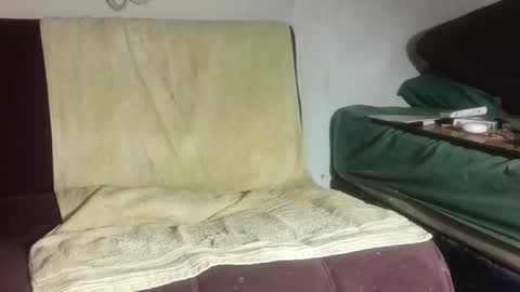 dragonred221 online show from October 2025 03:09:01 AM