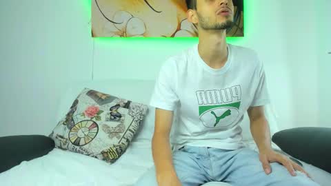 Snapshot of drake_and_zara chatting on November 2025 11:57:02 AM Drake and Zara online show from November 2025 11:57:02 AM