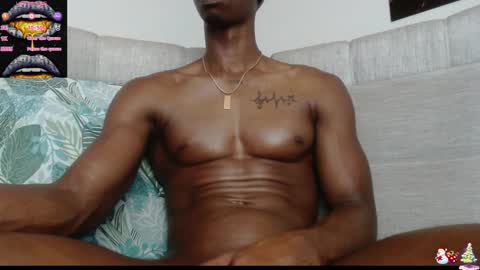 Snapshot of drake_brown_23 chatting on December 2024 06:02:02 AM Drake 23 online show from December 2024 06:02:02 AM
