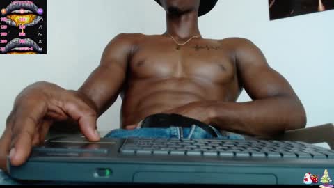 Snapshot of drake_brown_23 chatting on January 2025 06:38:02 PM Drake 23 online show from January 2025 06:38:02 PM