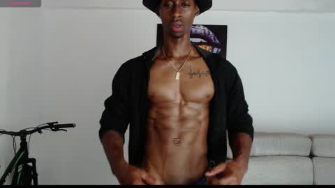 Drake 23 online show from October 2025 12:43:01 AM