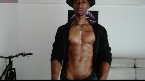 Drake 23 online show from October 2025 01:22:01 PM