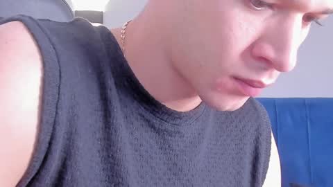 Snapshot of drake_carter1 chatting on January 2025 12:33:01 AM drake_carter1 online show from January 2025 12:33:01 AM