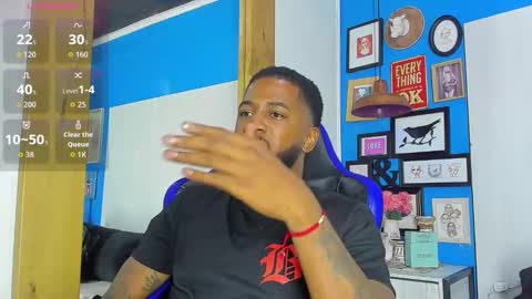 Snapshot of drake_nassir4 chatting on October 2025 11:25:02 PM ---Drake--- online show from October 2025 11:25:02 PM