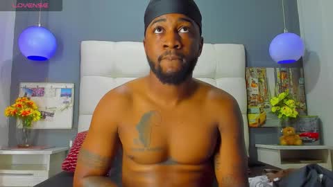 ---Drake--- online show from December 2025 05:55:02 PM