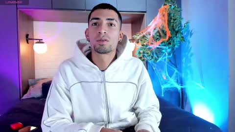 Drake Neuman online show from November 2025 04:12:02 AM