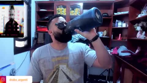 Snapshot of drako_argenti_ chatting on December 2024 03:52:01 PM Drako online show from December 2024 03:52:01 PM