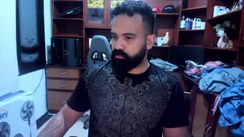 Snapshot of drako_argenti_ chatting on December 2024 03:29:02 AM Drako online show from December 2024 03:29:02 AM