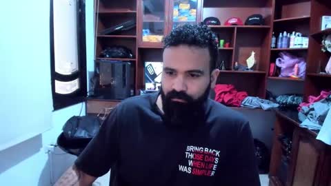 Snapshot of drako_argenti_ chatting on December 2024 09:20:01 PM Drako online show from December 2024 09:20:01 PM