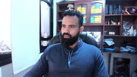 Snapshot of drako_argenti_ chatting on February 2025 04:04:02 PM Drako online show from February 2025 04:04:02 PM