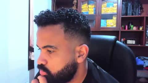 Snapshot of drako_argenti_ chatting on March 2025 05:05:01 PM Drako online show from March 2025 05:05:01 PM