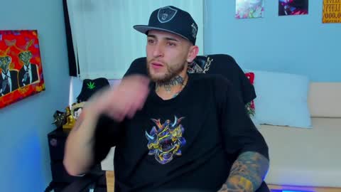 Snapshot of drako_lamar chatting on December 2024 04:03:02 PM Drako online show from December 2024 04:03:02 PM