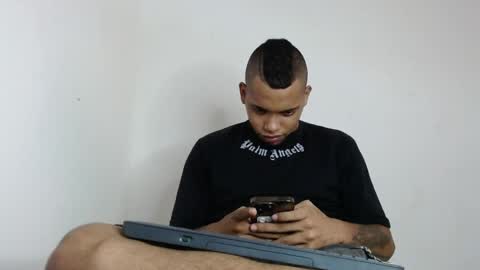 Snapshot of drako_monstercock chatting on April 2026 06:10:01 PM drako_monstercock online show from April 2026 06:10:01 PM