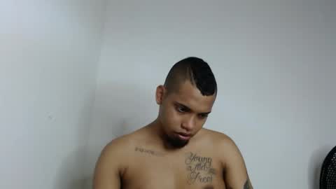 Snapshot of drako_monstercock chatting on May 2026 05:08:01 PM drako_monstercock online show from May 2026 05:08:01 PM