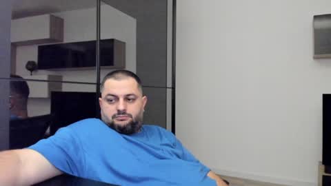 Snapshot of draven_a chatting on January 2025 10:52:01 PM Draven A online show from January 2025 10:52:01 PM