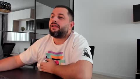 Snapshot of draven_a chatting on February 2025 10:37:02 AM Draven A online show from February 2025 10:37:02 AM