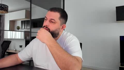 Snapshot of draven_a chatting on February 2025 12:03:02 PM Draven A online show from February 2025 12:03:02 PM