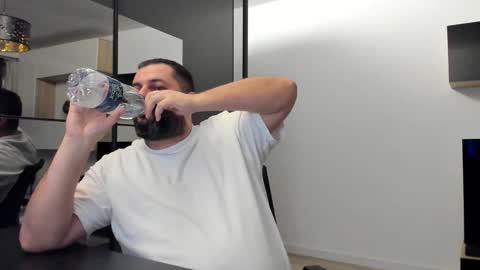 Snapshot of draven_a chatting on February 2025 05:14:01 PM Draven A online show from February 2025 05:14:01 PM