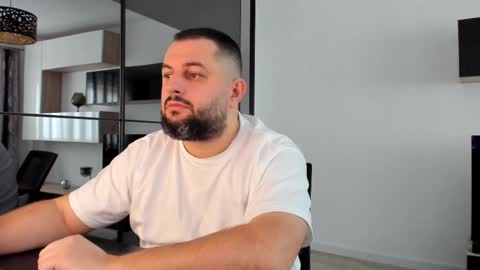 Snapshot of draven_a chatting on February 2025 06:40:01 AM Draven A online show from February 2025 06:40:01 AM