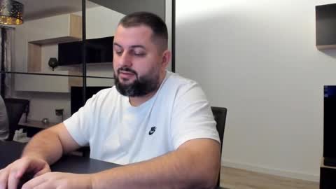 Snapshot of draven_a chatting on February 2025 10:09:02 PM Draven A online show from February 2025 10:09:02 PM