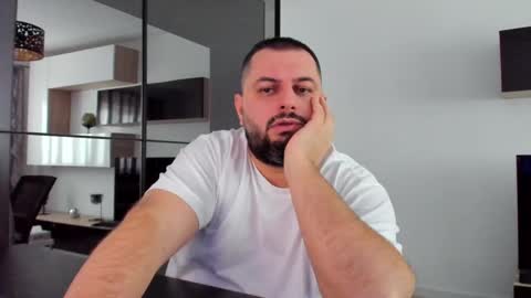 Snapshot of draven_a chatting on February 2025 01:42:01 PM Draven A online show from February 2025 01:42:01 PM