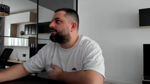 Snapshot of draven_a chatting on February 2025 09:42:02 AM Draven A online show from February 2025 09:42:02 AM