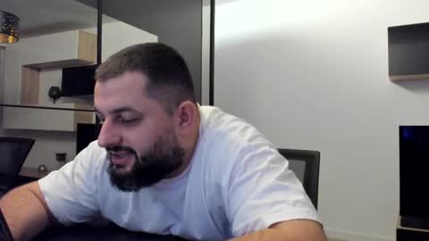 Snapshot of draven_a chatting on February 2025 08:07:02 PM Draven A online show from February 2025 08:07:02 PM