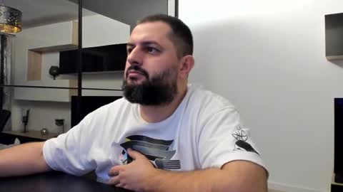 Snapshot of draven_a chatting on March 2025 08:21:02 PM Draven A online show from March 2025 08:21:02 PM