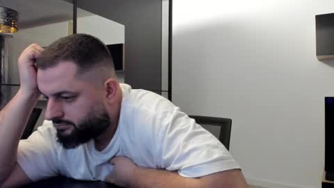 Snapshot of draven_a chatting on March 2025 10:58:01 PM Draven A online show from March 2025 10:58:01 PM