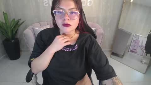 Draviana  online show from September 2025 03:07:02 AM