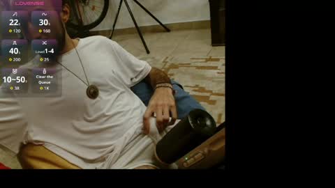 Snapshot of dread1990 chatting on June 2026 01:43:02 AM new profile Aircum99 online show from June 2026 01:43:02 AM