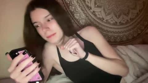 Snapshot of dream1girl_ chatting on November 2025 03:28:02 AM ur dream girl online show from November 2025 03:28:02 AM