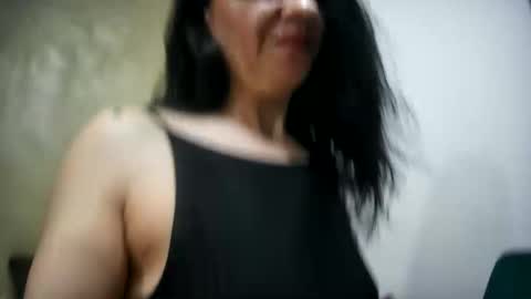 Amber online show from May 2026 09:01:02 PM