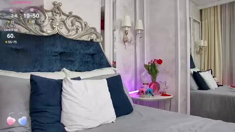 Snapshot of dream_blonde_ chatting on March 2025 10:54:02 AM Maria online show from March 2025 10:54:02 AM
