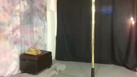 dream_maker420 online show from January 2026 03:03:02 PM