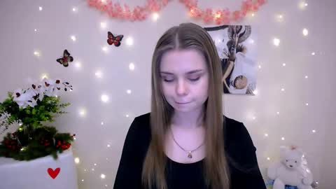 Snapshot of dream_mari chatting on February 2026 06:59:02 AM Mari online show from February 2026 06:59:02 AM