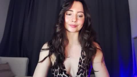 Nicole online show from February 2025 05:54:02 PM