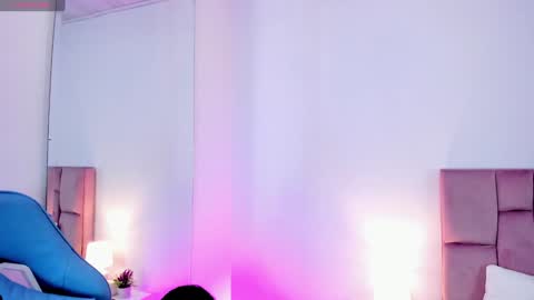 Alina online show from December 2024 12:03:01 PM