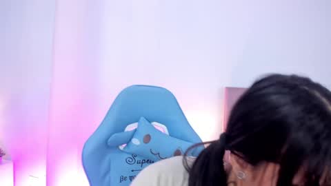 Alina online show from January 2025 11:39:02 AM