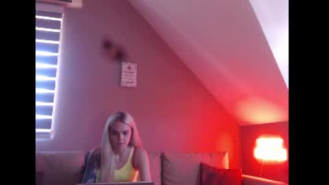A girl online show from June 2026 08:02:02 AM
