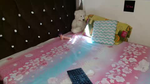 Dreameyes online show from February 2026 11:24:01 AM