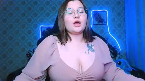 Snapshot of dreamforyoue2 chatting on October 2025 07:20:02 PM dreamforyoue2 online show from October 2025 07:20:02 PM