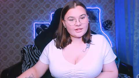 Snapshot of dreamforyoue2 chatting on October 2025 08:40:02 PM dreamforyoue2 online show from October 2025 08:40:02 PM