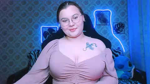 Snapshot of dreamforyoue2 chatting on November 2025 08:52:02 PM dreamforyoue2 online show from November 2025 08:52:02 PM