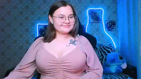 Snapshot of dreamforyoue2 chatting on November 2025 07:59:01 PM dreamforyoue2 online show from November 2025 07:59:01 PM