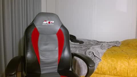 DreamBoy online show from March 2026 04:43:01 PM