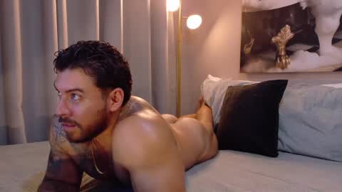 Snapshot of dreammr1 chatting on May 2026 03:24:01 AM cris online show from May 2026 03:24:01 AM