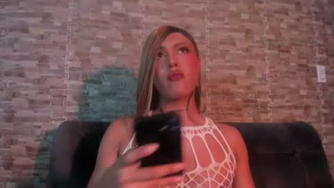 dreams_chloe online show from June 2026 06:16:02 AM